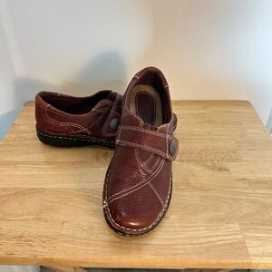 Earth Origins "Evelyn" Women's 6W Burgundy Leather/Suede Upper Loafer/Shoe